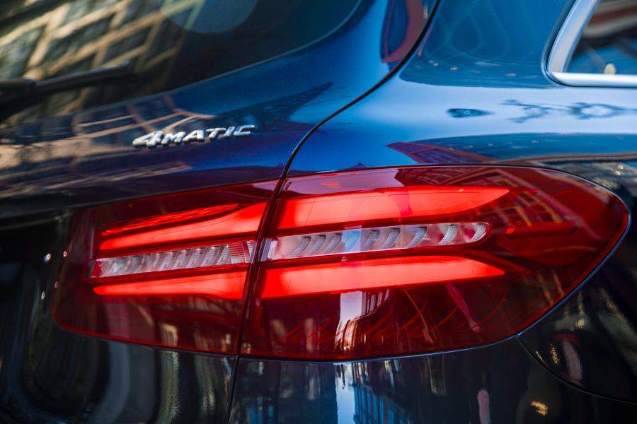 Детали экстерьера Mercedes-Benz GLC350 e 4Matic (X253) 2018 года  (NA) (фото 28 из 29)